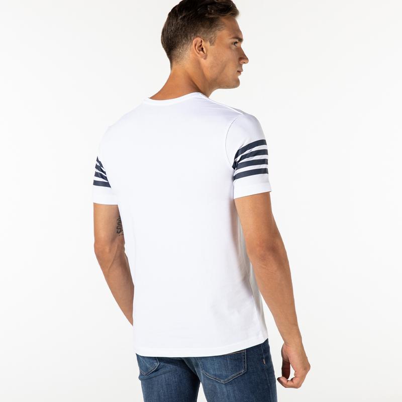 NAUTICA ERKEK BEYAZ ÇİZGİLİ KISA KOLLU T-SHIRT